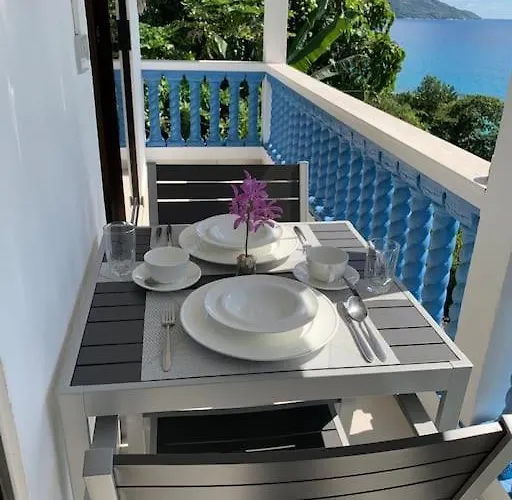 Crystal Seychelles Seaview Upper Floor Apartment *