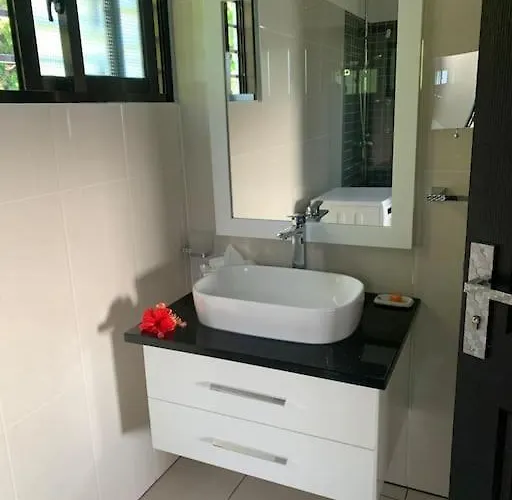 Apartment Crystal Seychelles Seaview Upper Floor Glacis (Mahe)