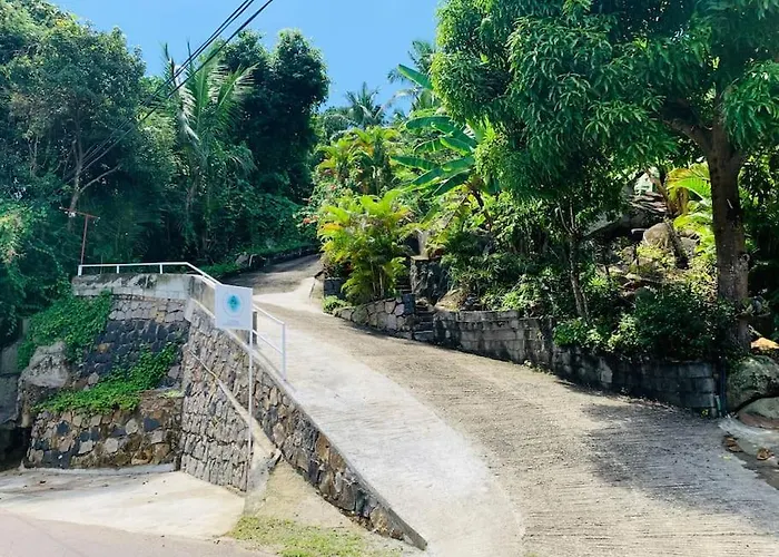 Crystal Seychelles Seaview Upper Floor Apartment *